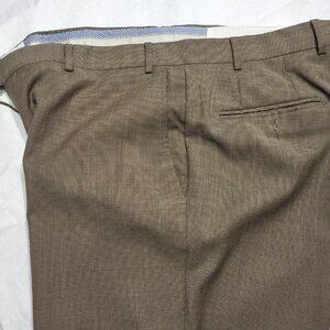 MEN'S - KIRKLAND DRESS SLACKS. (38X32)